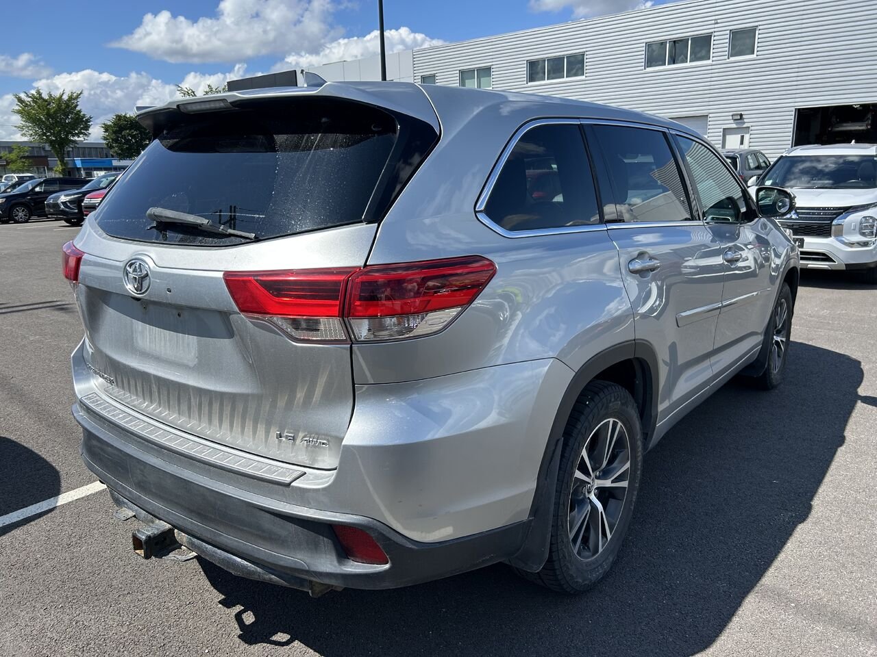 2017 Toyota Highlander Silver Saint-Eustache - photo #6