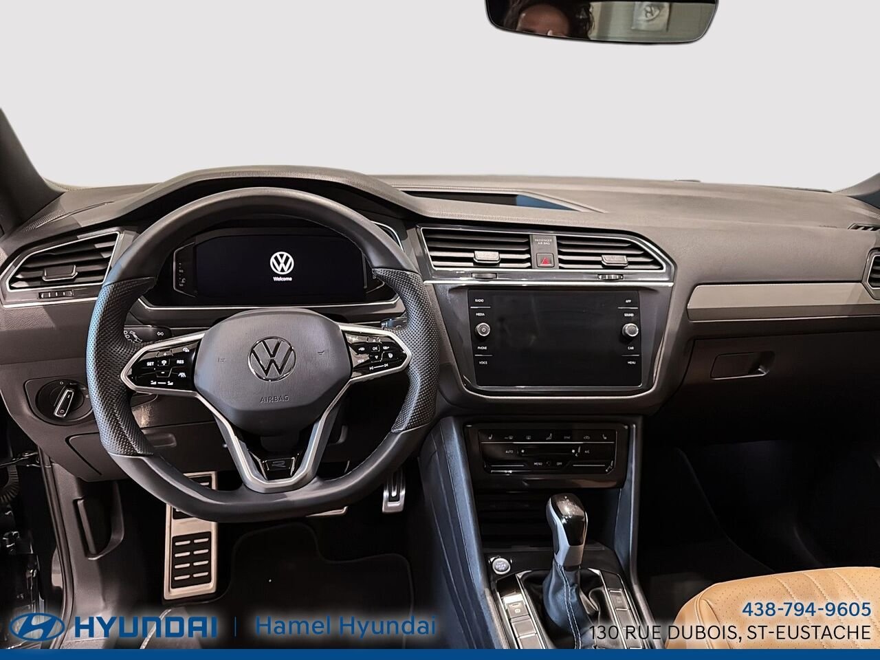 2024 Volkswagen Tiguan Black Saint-Eustache - photo #13