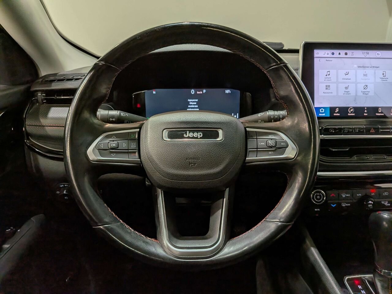 2022 Jeep Compass Trailhawk 4x4 Black Val-David - photo #14