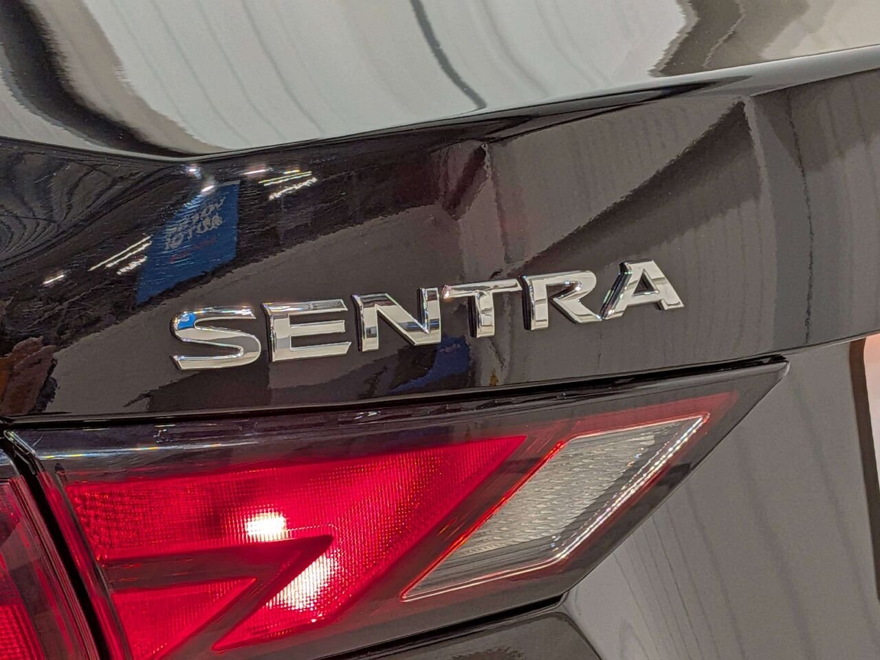 Nissan Sentra SV CVT 2024 Noir Val-David - photo #34