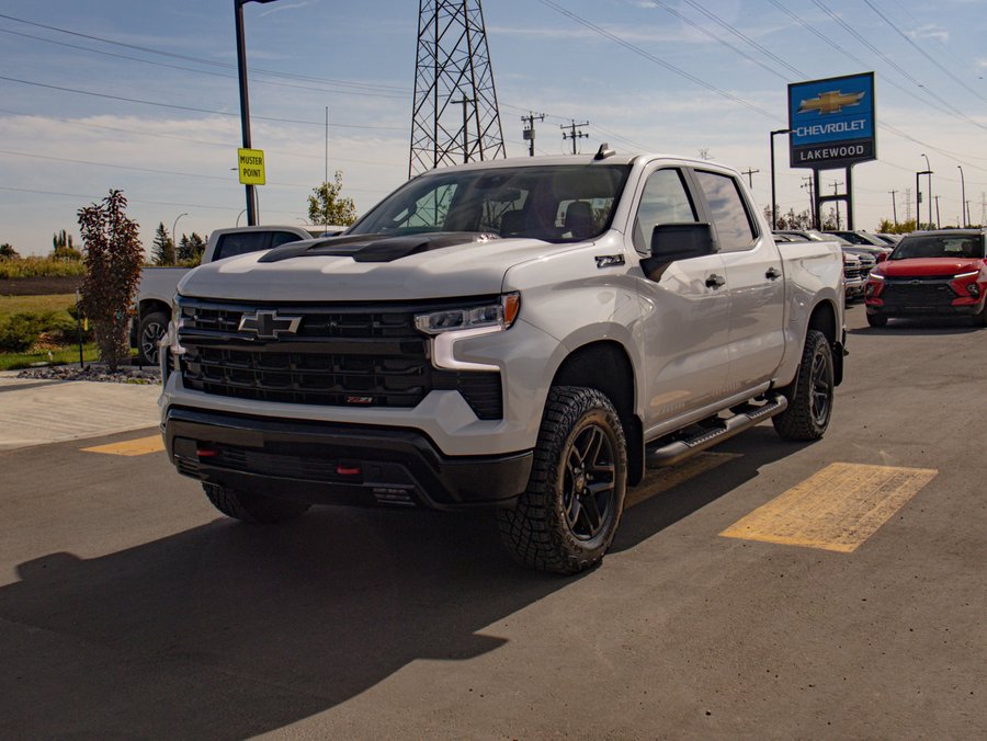 2024 Chevrolet Silverado 1500 2LT Trail Boss 6.2L | Power Sunroof White