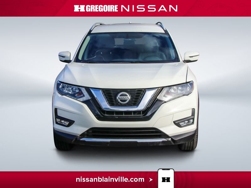 2020 Nissan Rogue White Laval - photo #1