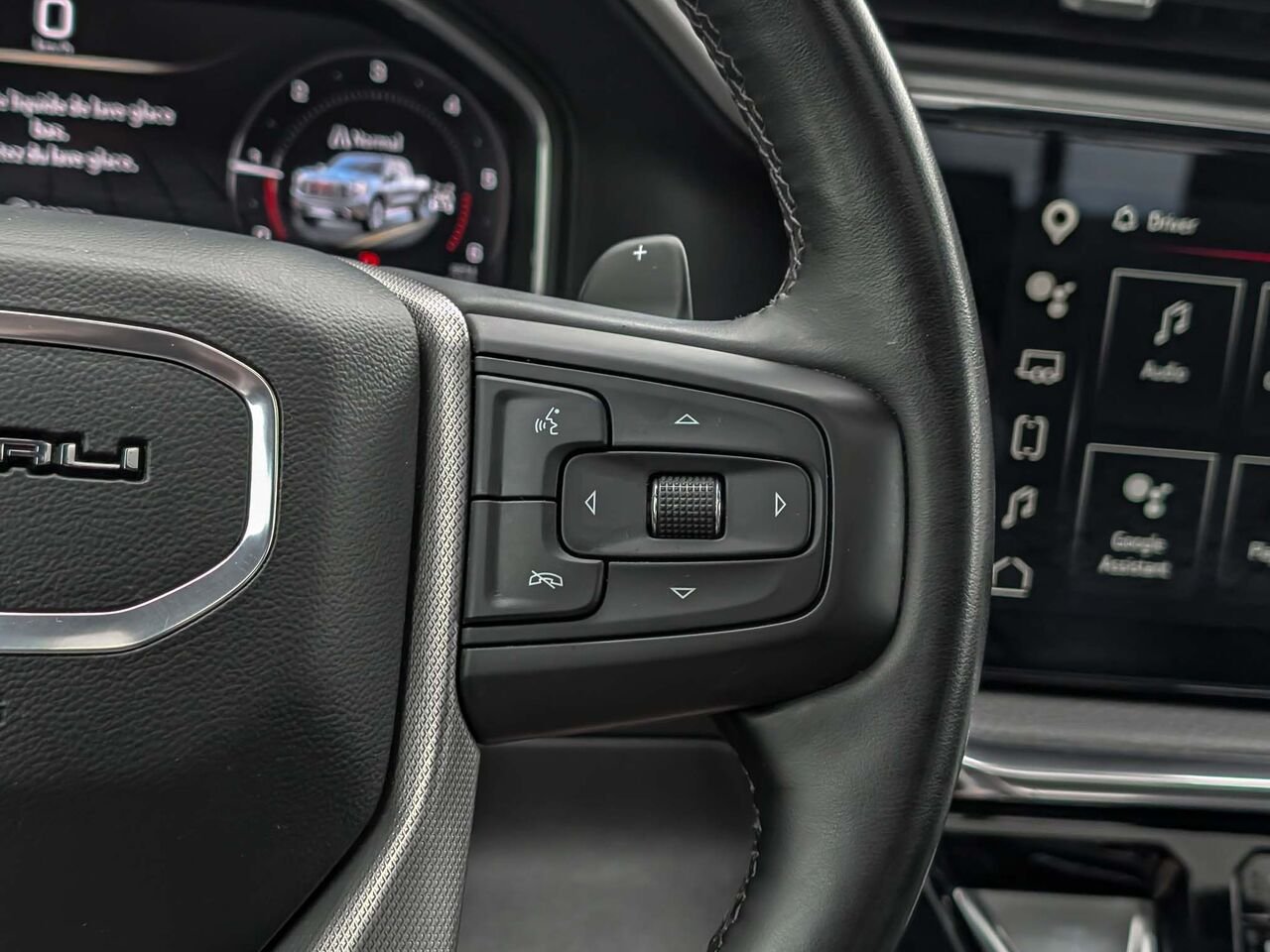 2024 GMC SIERRA 1500 4WD CREW CAB PICKUP Denali Toit Ouvrant Affichage Tête Haute Diesel White Sherbrooke - photo #23