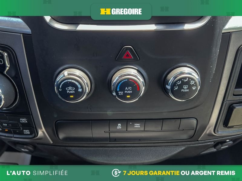2023 Ram 1500 Grey Saint-Eustache - photo #24