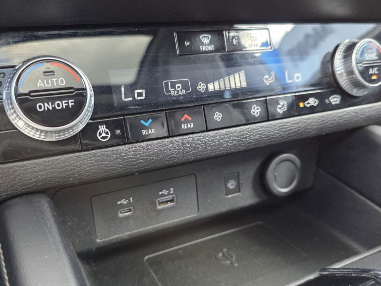 2022 Mitsubishi Outlander SE S-AWC White Mont-Laurier - photo #35