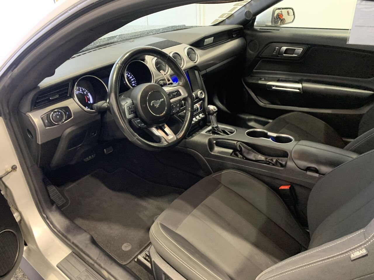 2019 Ford Mustang Silver Châteauguay - photo #15