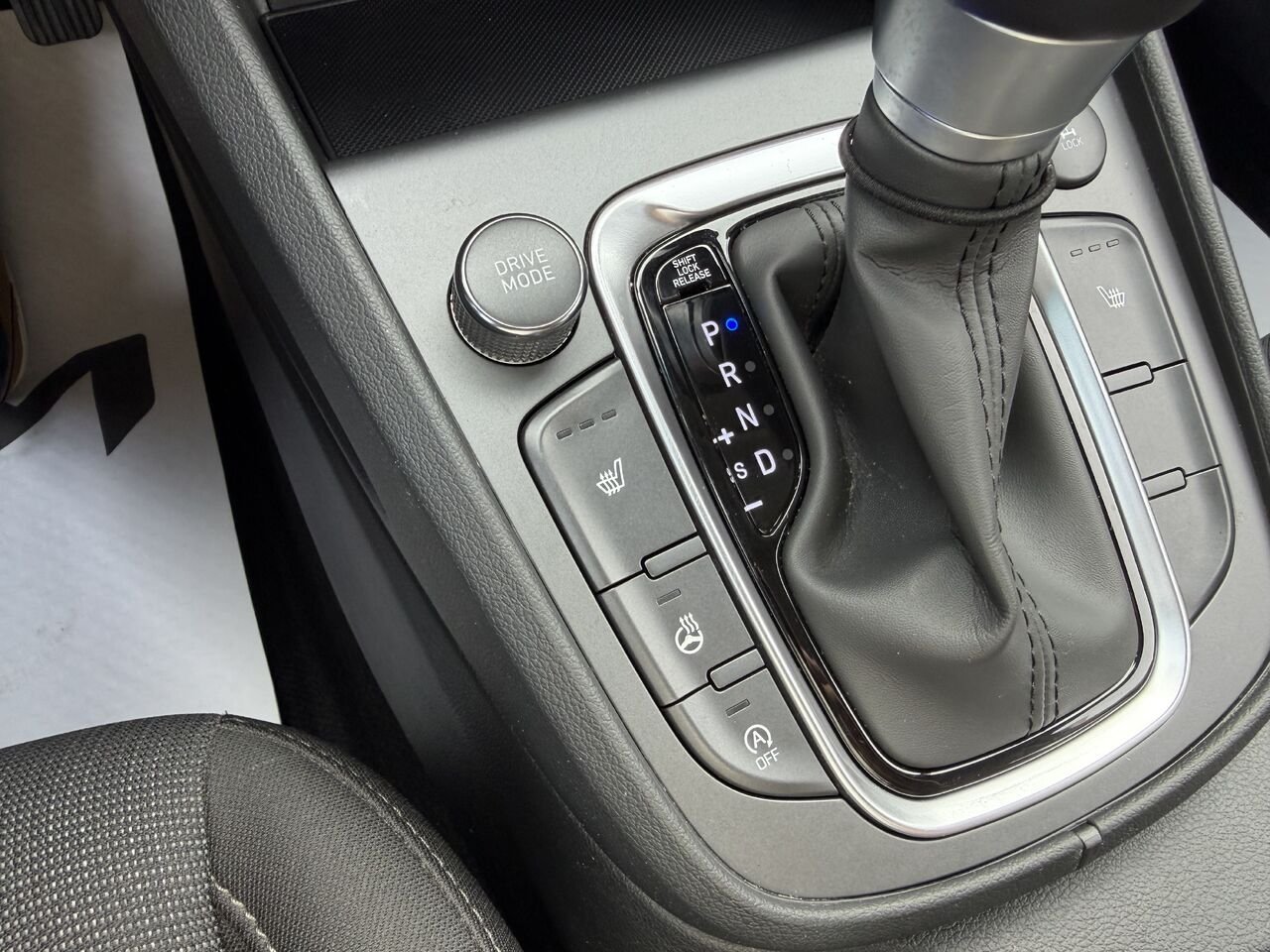 2022 Hyundai Kona Grey Thetford Mines - photo #27