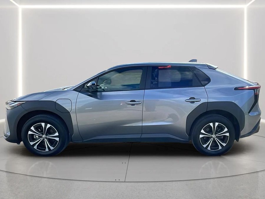 Toyota bZ4X XLE TI 2023 Gris