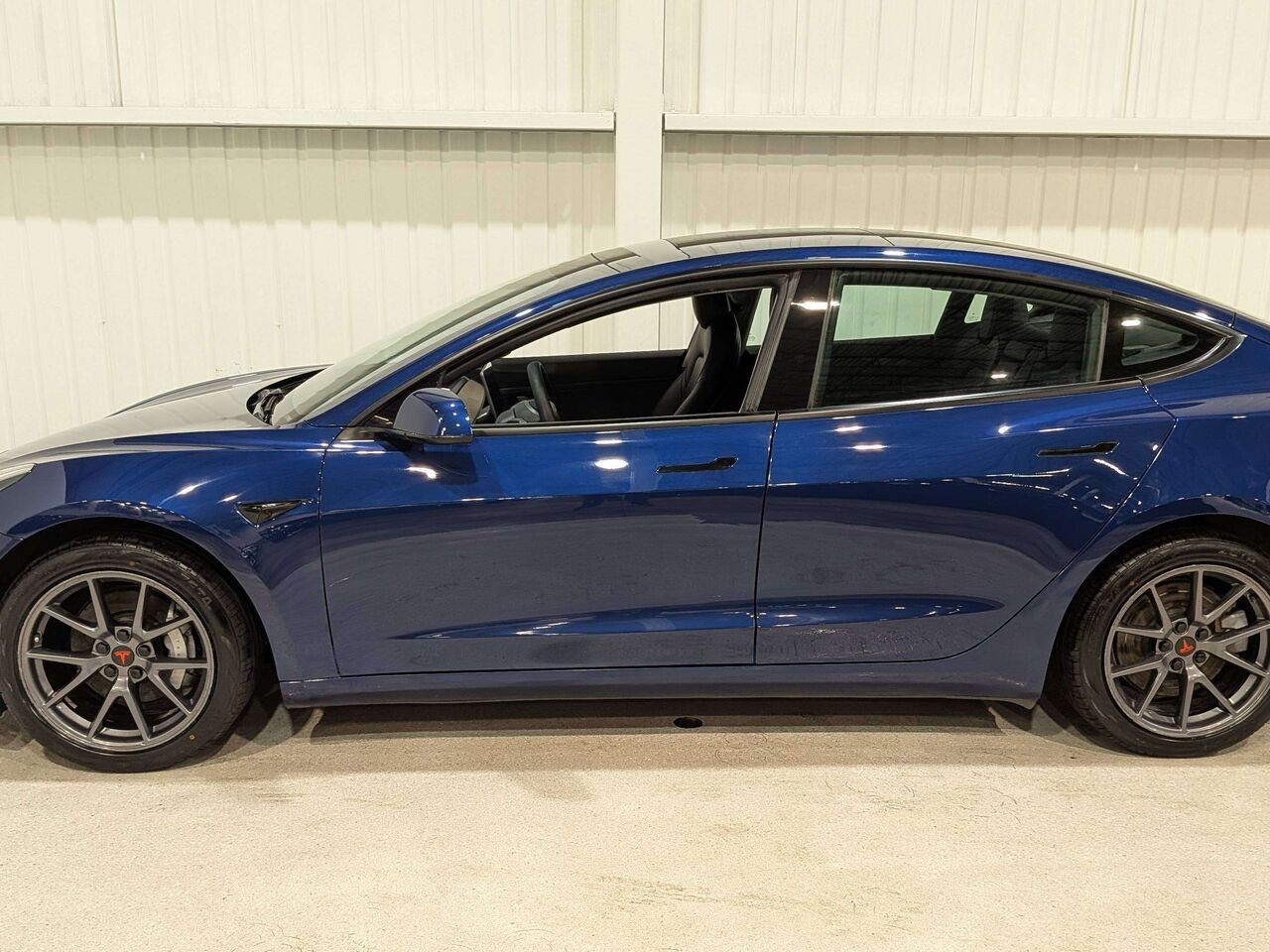2021 Tesla Model 3 Standard Range Plus RWD Blue Val-David - photo #4