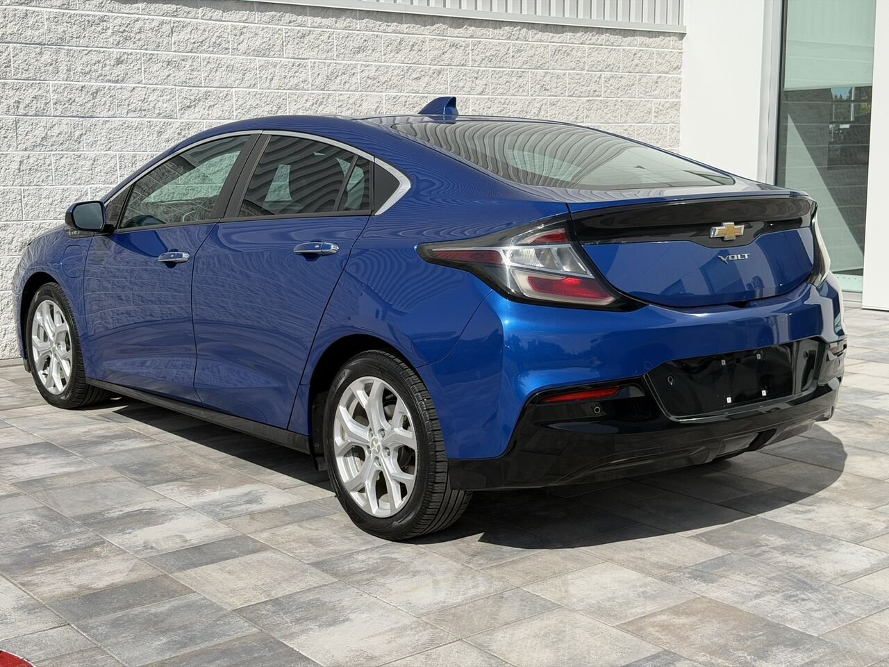 Chevrolet Volt Premier Hybride 2017 Bleu Laval - photo #6