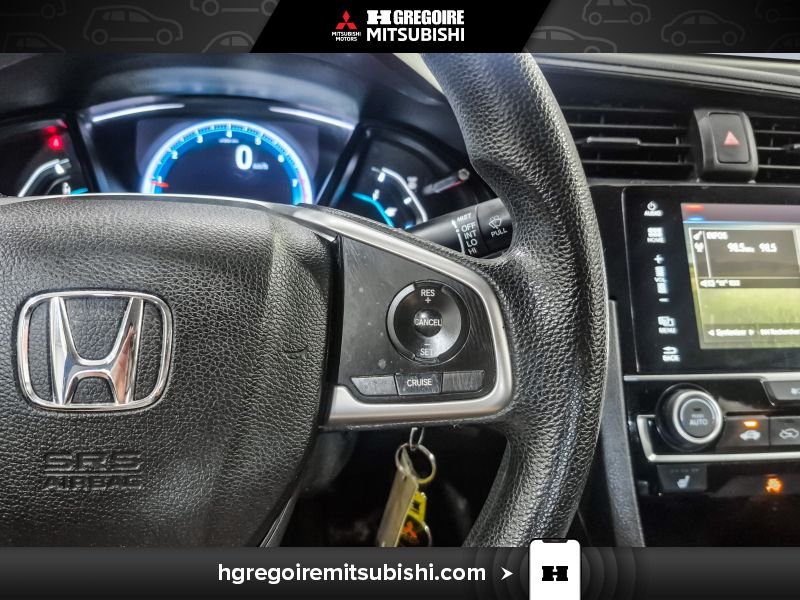 Honda Civic 2018 Bleu Blainville - photo #20