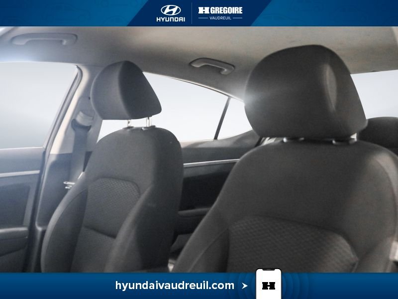 2019 Hyundai Elantra Grey Blainville - photo #13