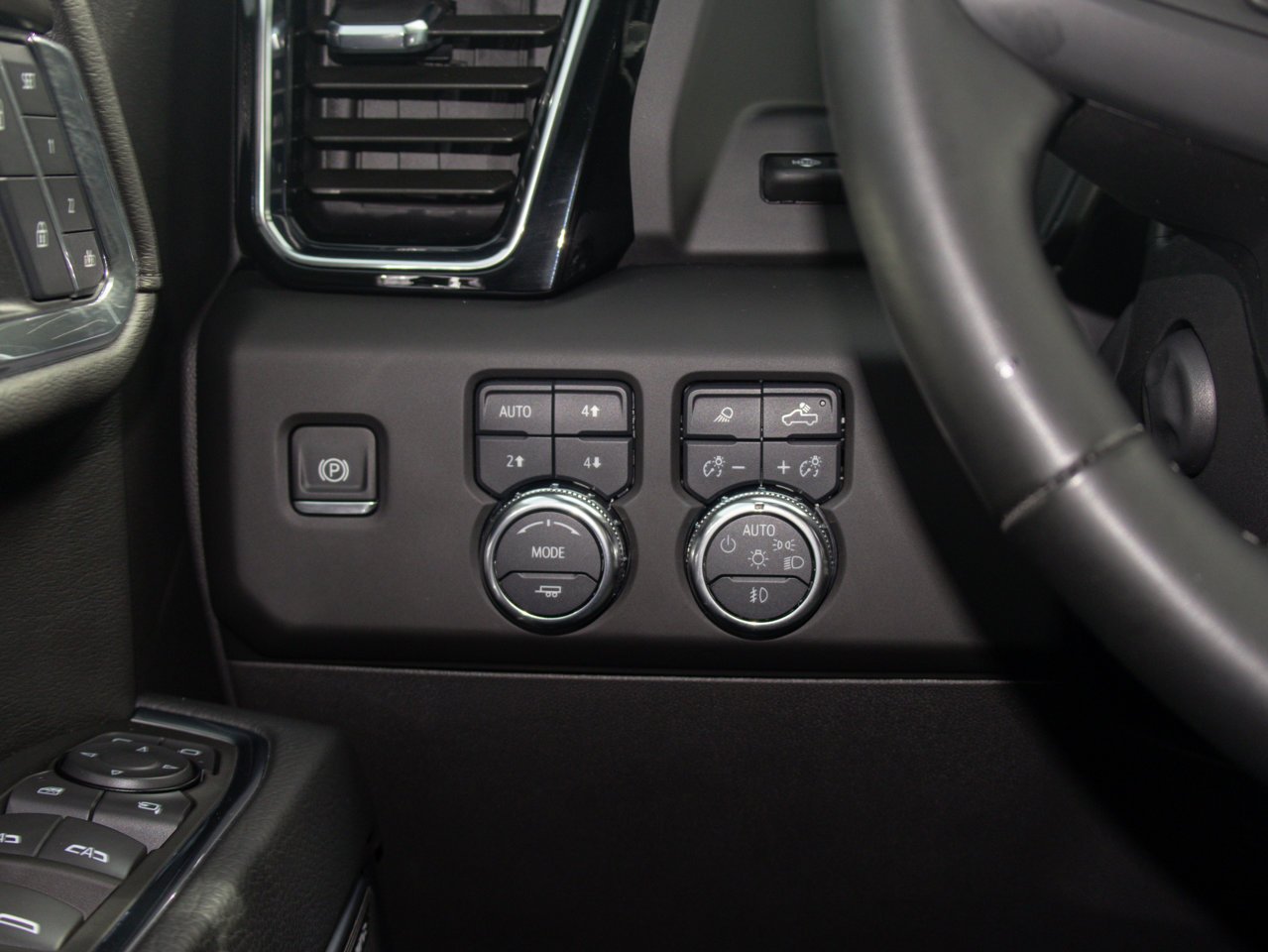 2025 GMC Sierra 1500 4WD Crew Cab 147 Denali Black Sherwood Park - photo #24