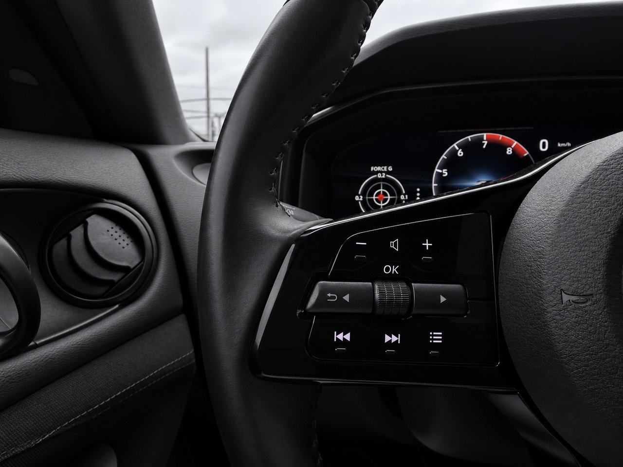 2024 Nissan Z Black Châteauguay - photo #11