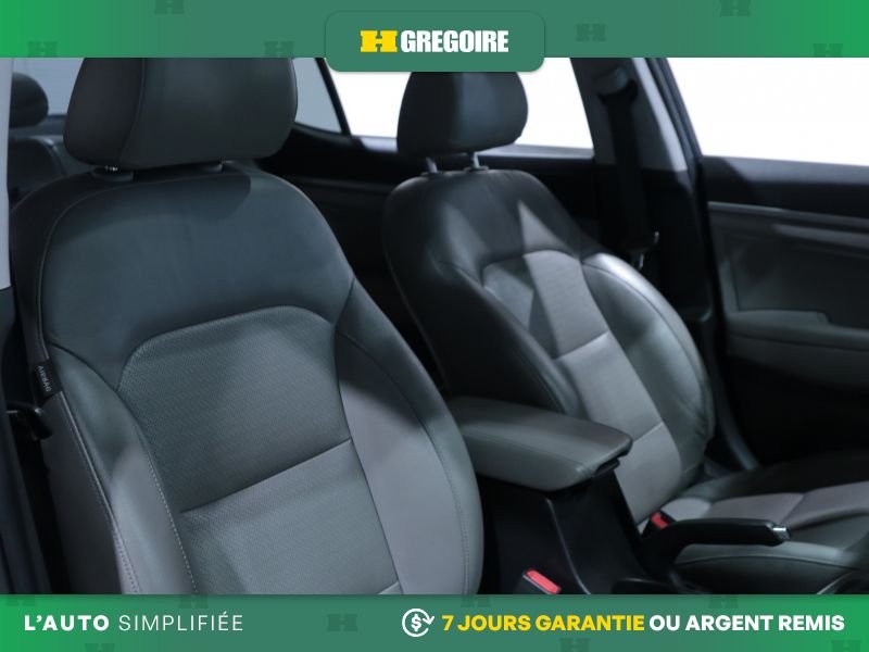 Hyundai Elantra 2020 Gris Blainville - photo #26