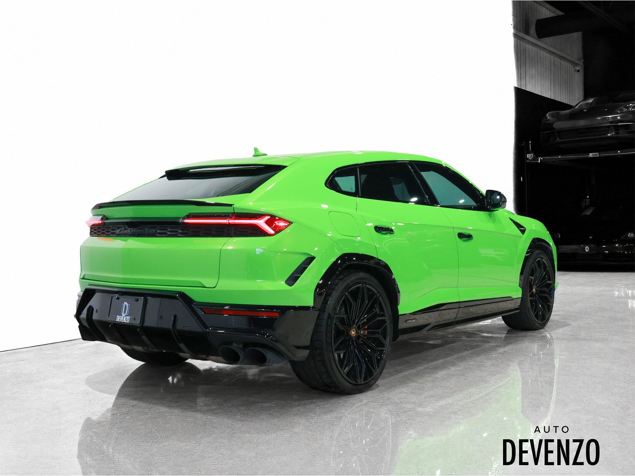 Lamborghini Urus 2025 Vert Saint-Eustache - photo #2