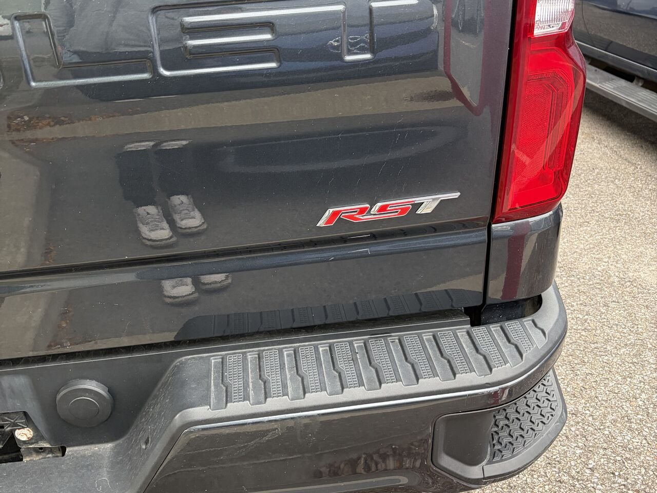 2019 CHEVROLET SILVERADO K1500 RST RST cabine multiplace 4RM 157 po Blue Ottawa & Gatineau - photo #17