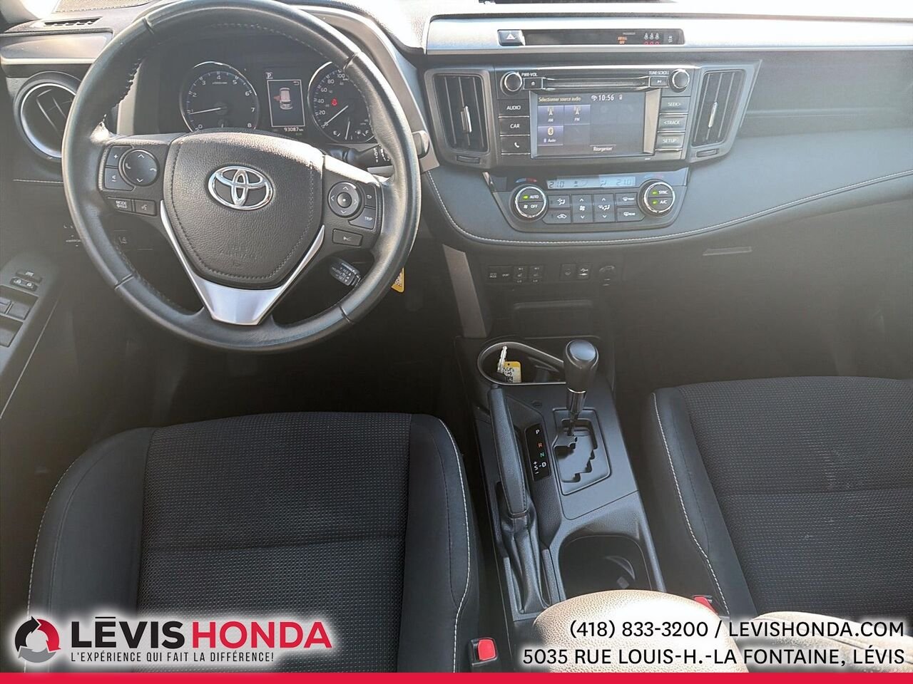 TOYOTA RAV4 Traction intégrale 4 portes XLE 2017 Blanc Lévis - photo #14