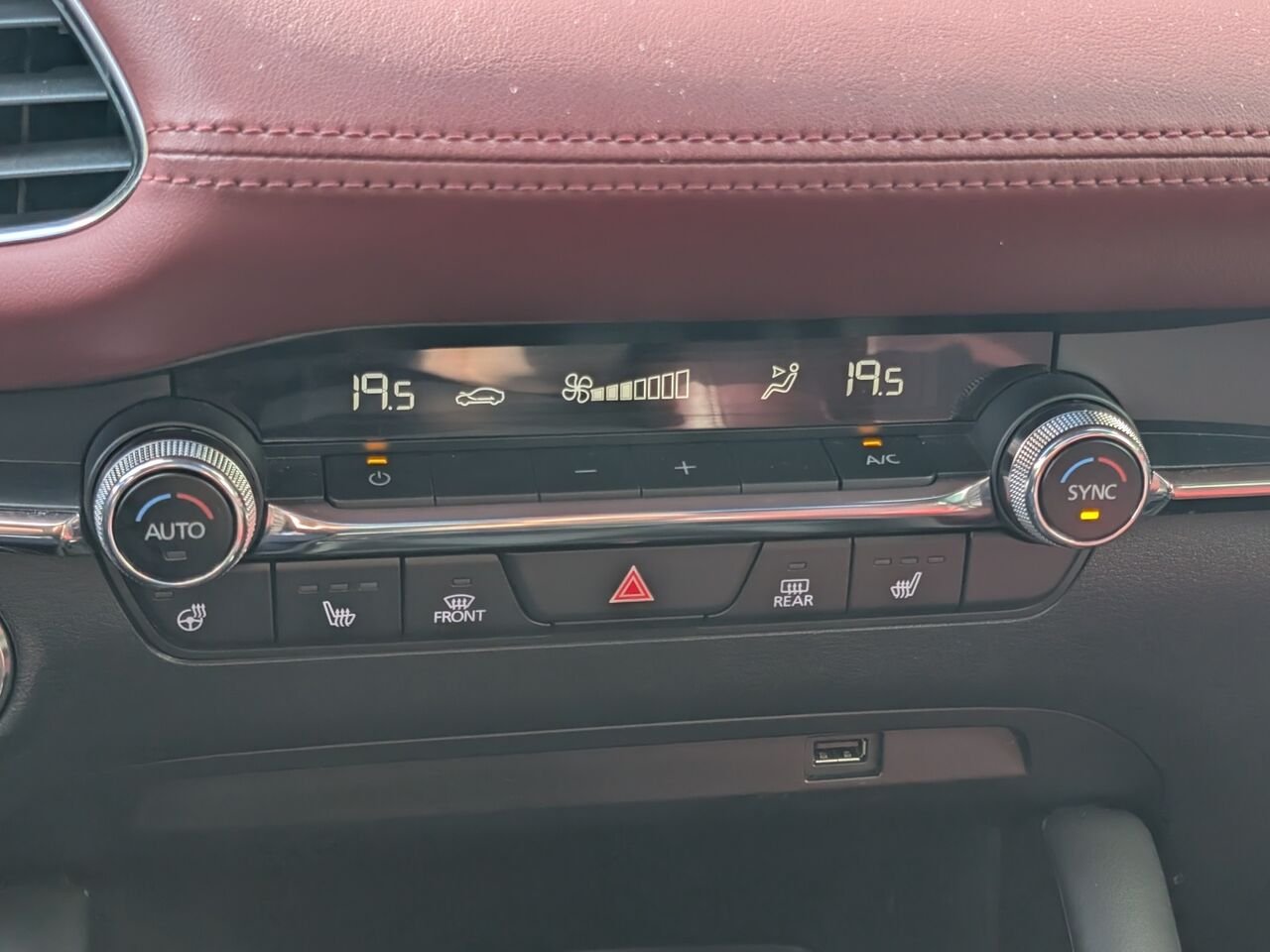 2021 Mazda Mazda3 Sport JM1BPBMY3M1332756 Grey Sherbrooke - photo #10