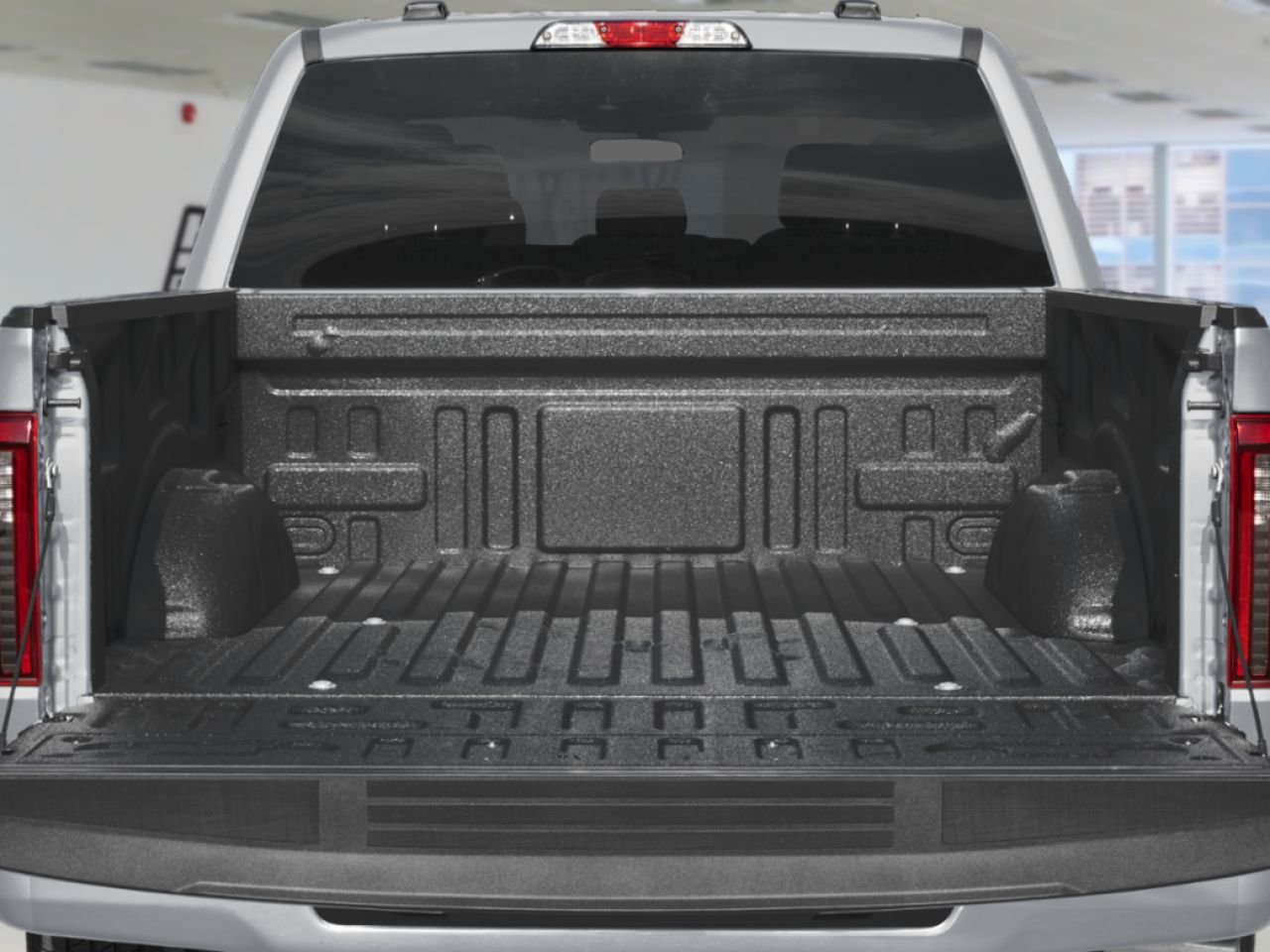 Ford F-150 2026 Gris Mont-Laurier - photo #11