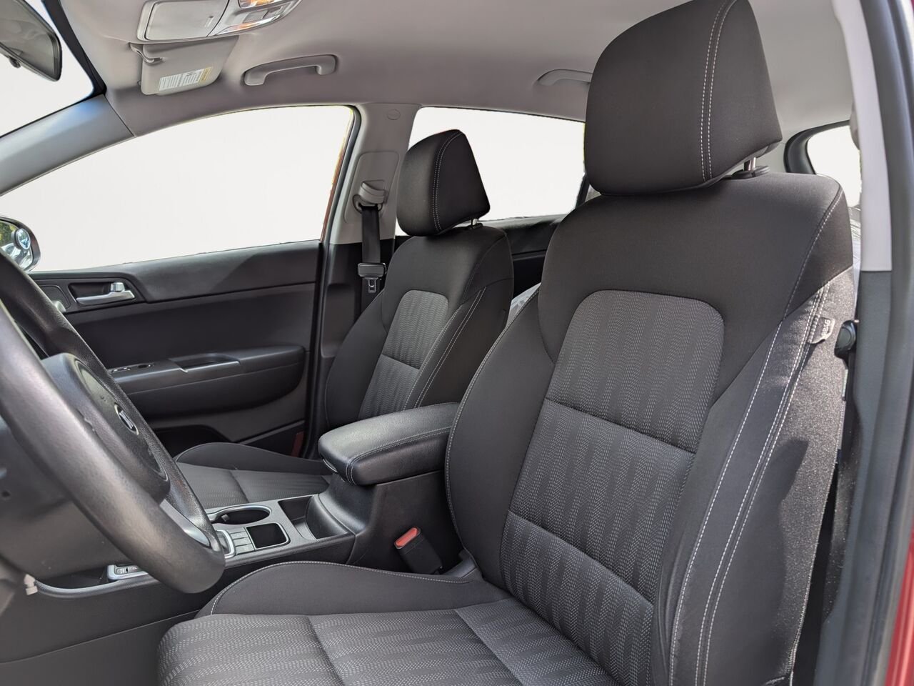 Kia Sportage LX / BLUETOOTH/ SIÈGES CHAUFFANTS/AC/CAMÉRA DE RECUL 2018 Rouge Sherbrooke - photo #6
