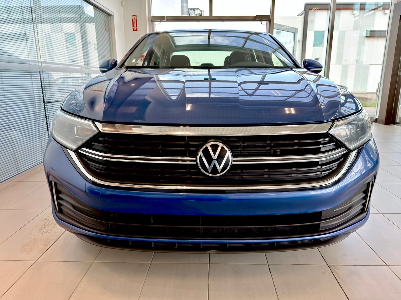 2022 Volkswagen Jetta Blue Notre-Dame-des-Prairies - photo #6