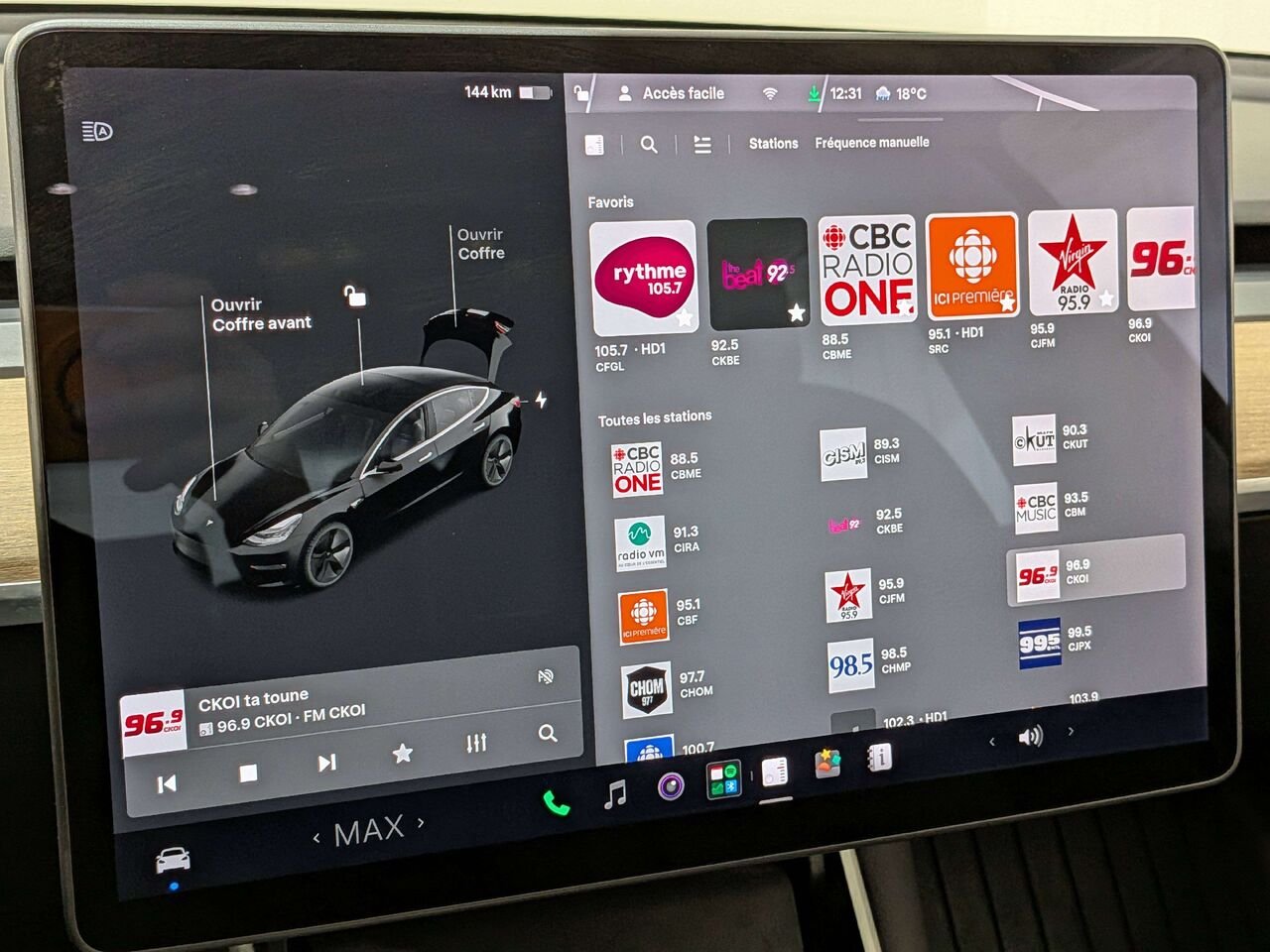 2019 Tesla Model 3 Standard Range Plus RWD Black Val-David - photo #24