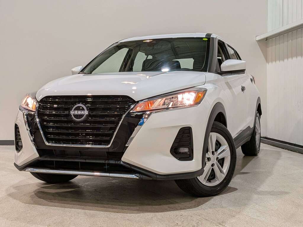 2024 Nissan Kicks S FWD White Val-David - photo #0