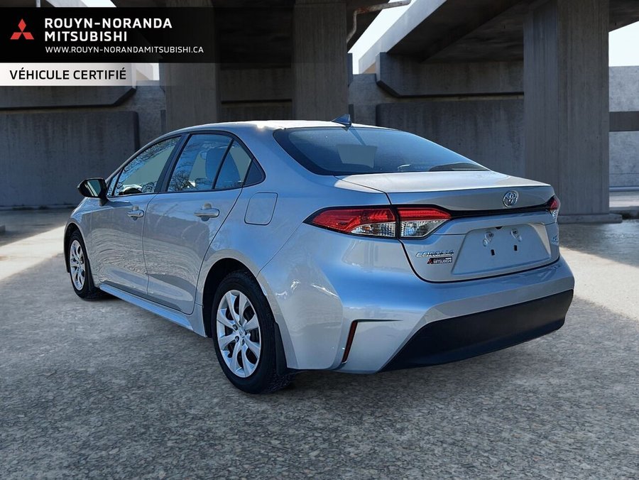 Toyota Corolla LE CVT 2024 Blanc
