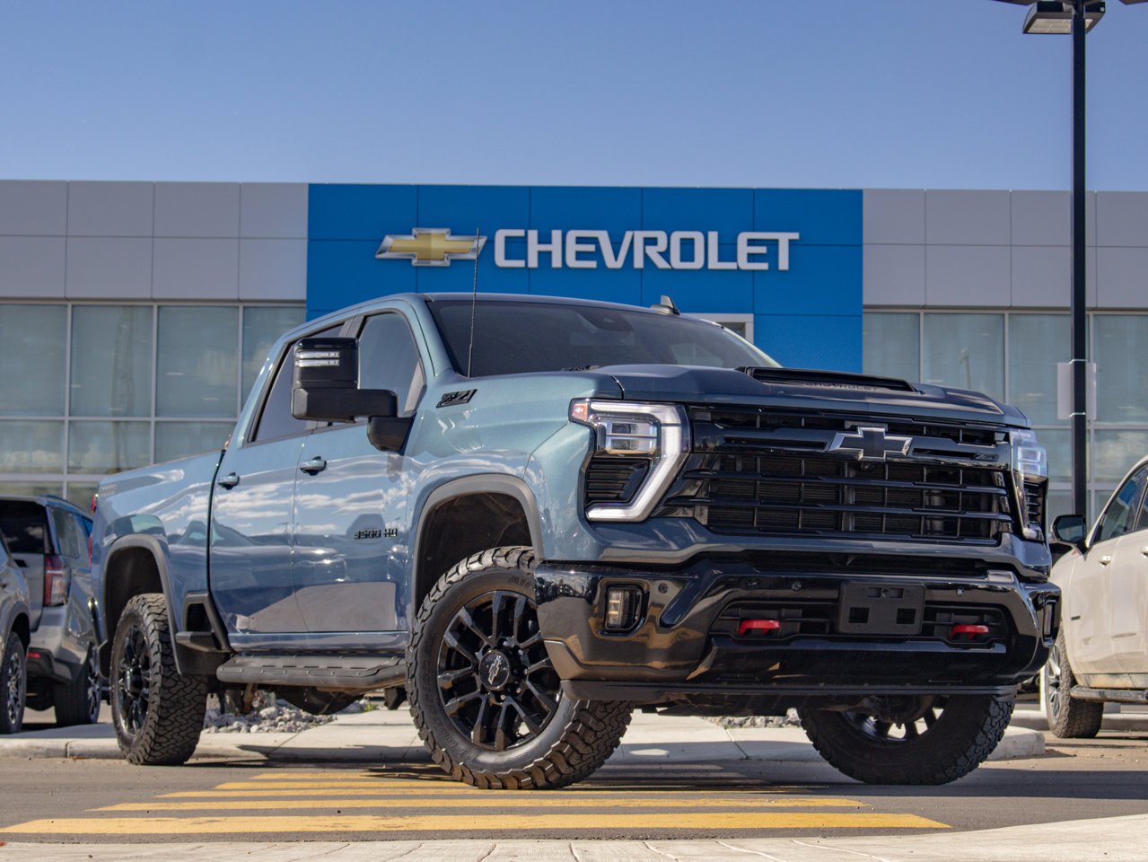 2025 Chevrolet Silverado 3500HD 4WD Crew Cab 159 LT Blue Sherwood Park - photo #12