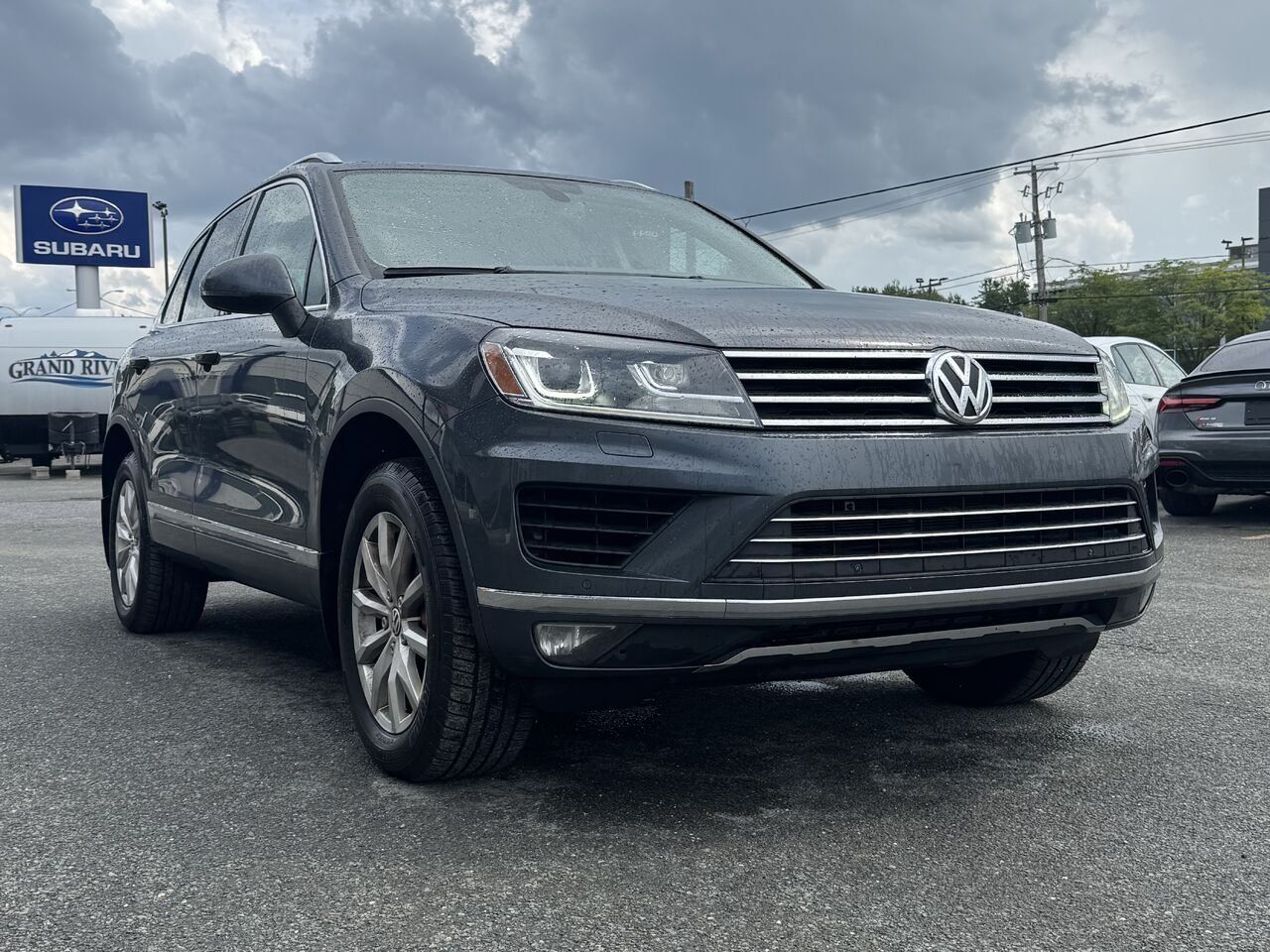 2015 Volkswagen Touareg V6 Grey Granby - photo #8