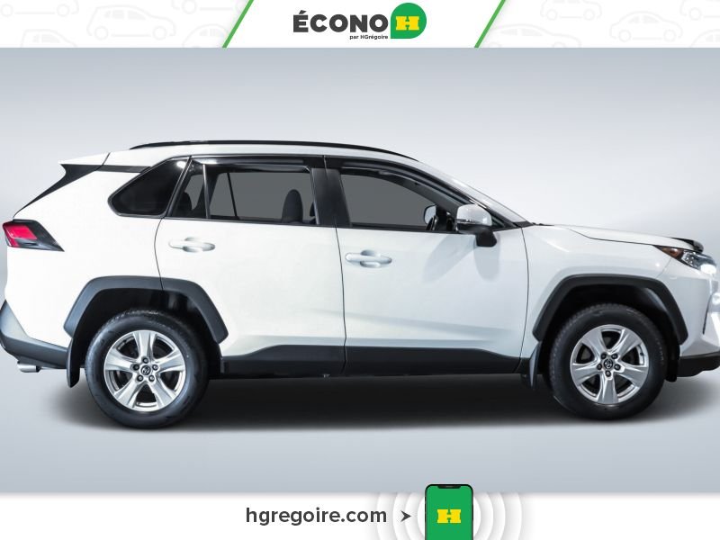 2019 Toyota Rav 4 White Blainville - photo #8