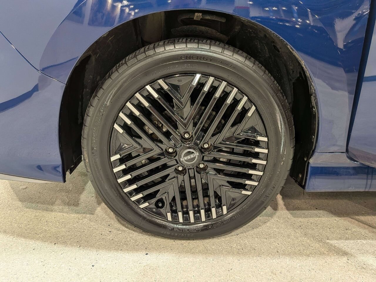 2024 Nissan LEAF SV PLUS Hatchback Blue Val-David - photo #36