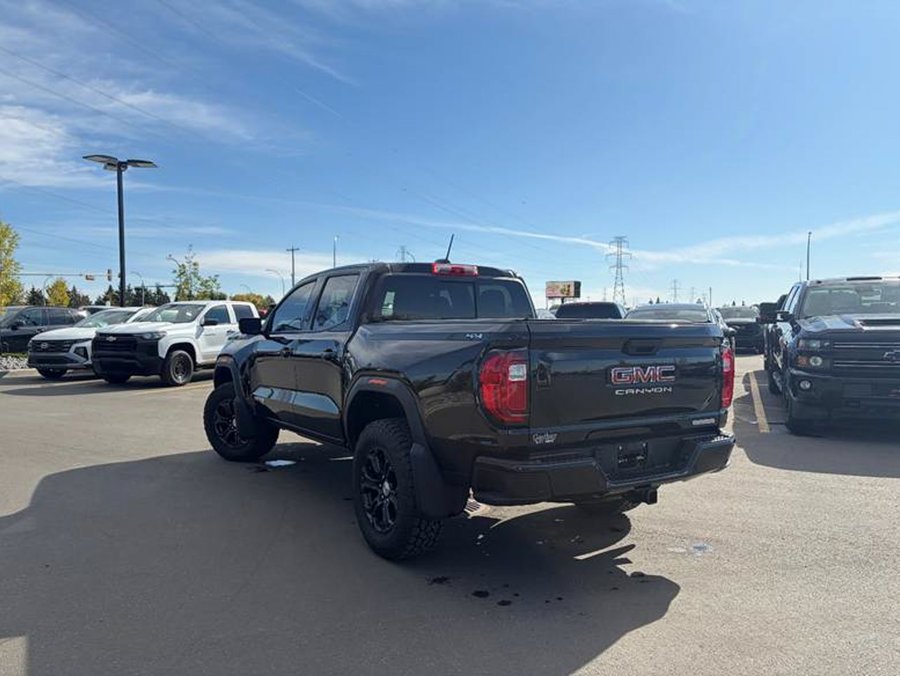 2024 GMC Canyon Elevation Premium 2.7T | Power Sunroof Black