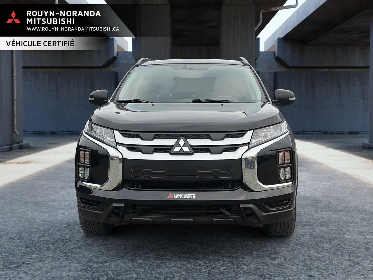 Mitsubishi RVR SEL AWC 2023 Noir Rouyn-Noranda - photo #1
