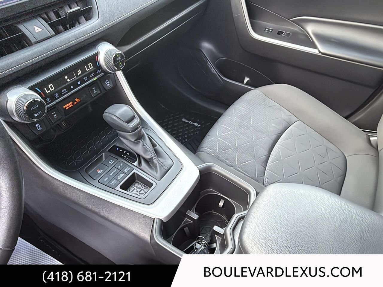 Toyota RAV4 19912A | XLE TI 2022 Bleu Québec - photo #16
