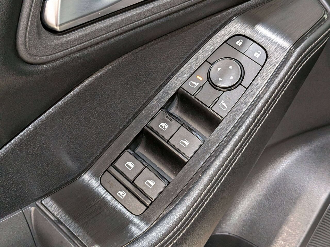 2024 Nissan Rogue AWD SV Moonroof Black Mirabel - photo #34