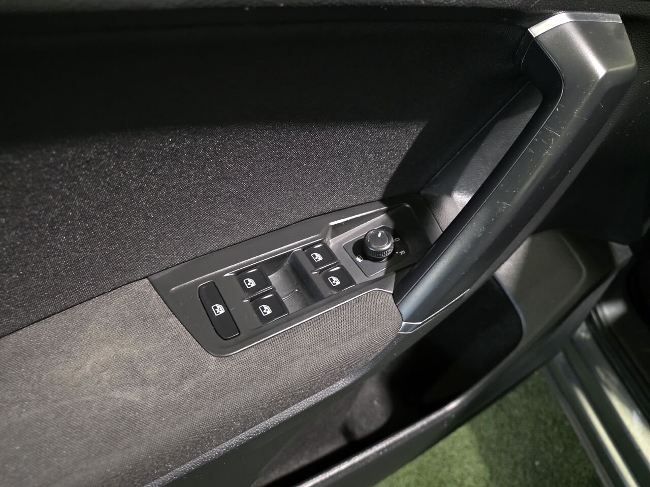 Volkswagen Tiguan 2018 Gris Longueuil, - photo #11
