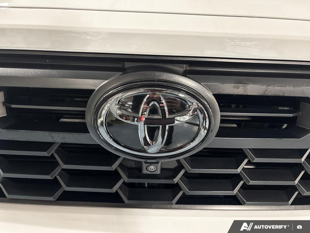 2025 Toyota Tacoma 2601718A | Hybrid White Edmonton - photo #8