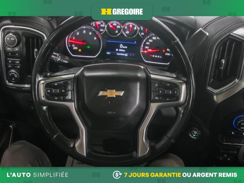 2023 Chevrolet Silverado 2500HD Red Blainville - photo #16