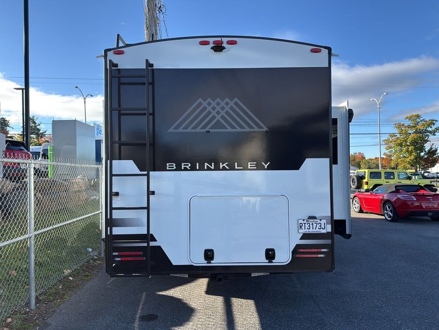 2025 BRINKLEY Z295 White