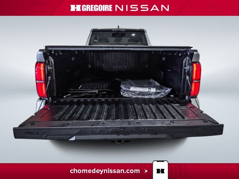 2025 Toyota Tacoma Silver Blainville - photo #28