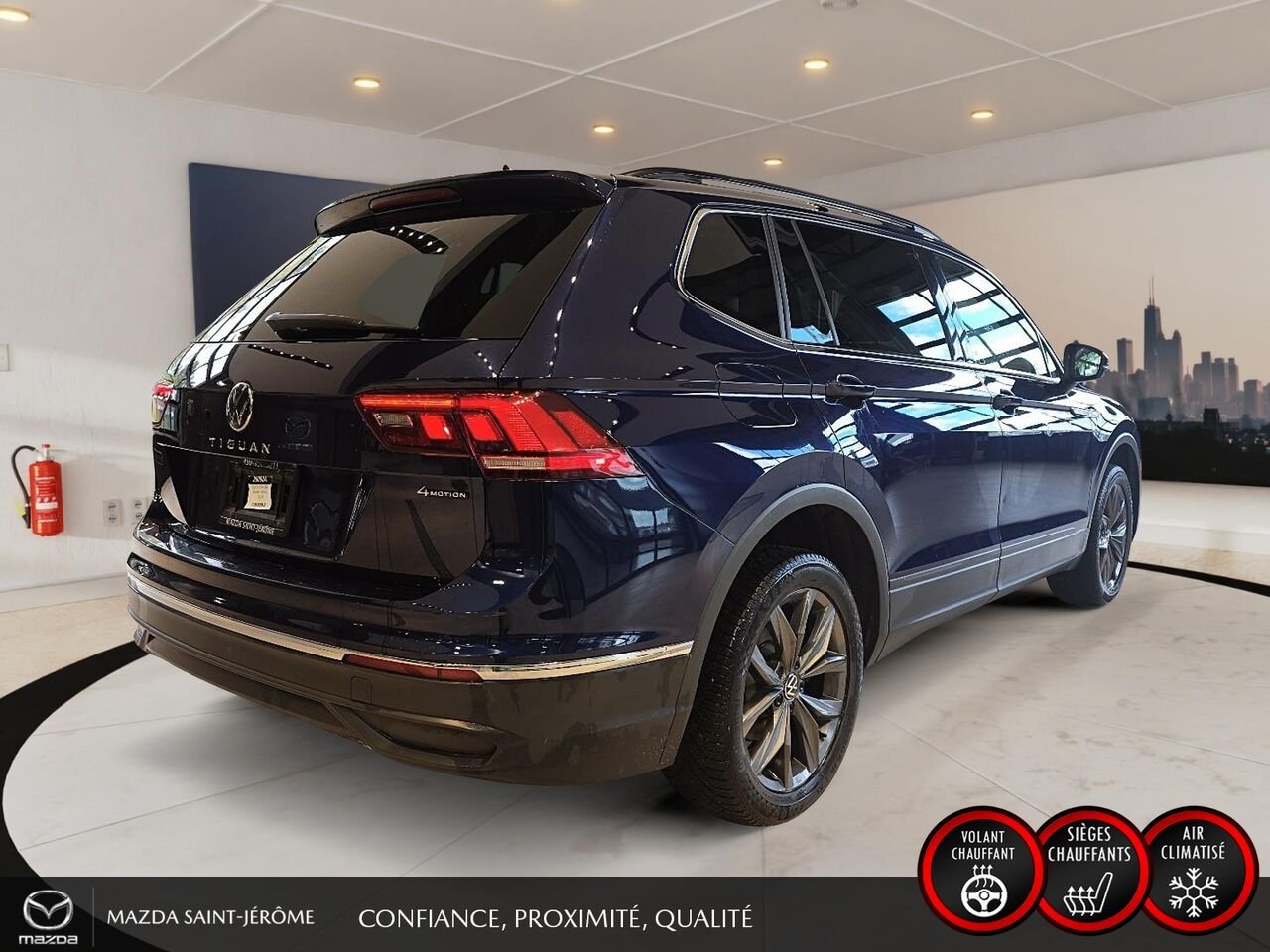 2022 Volkswagen Tiguan Blue Ste-Agathe des Monts - photo #5