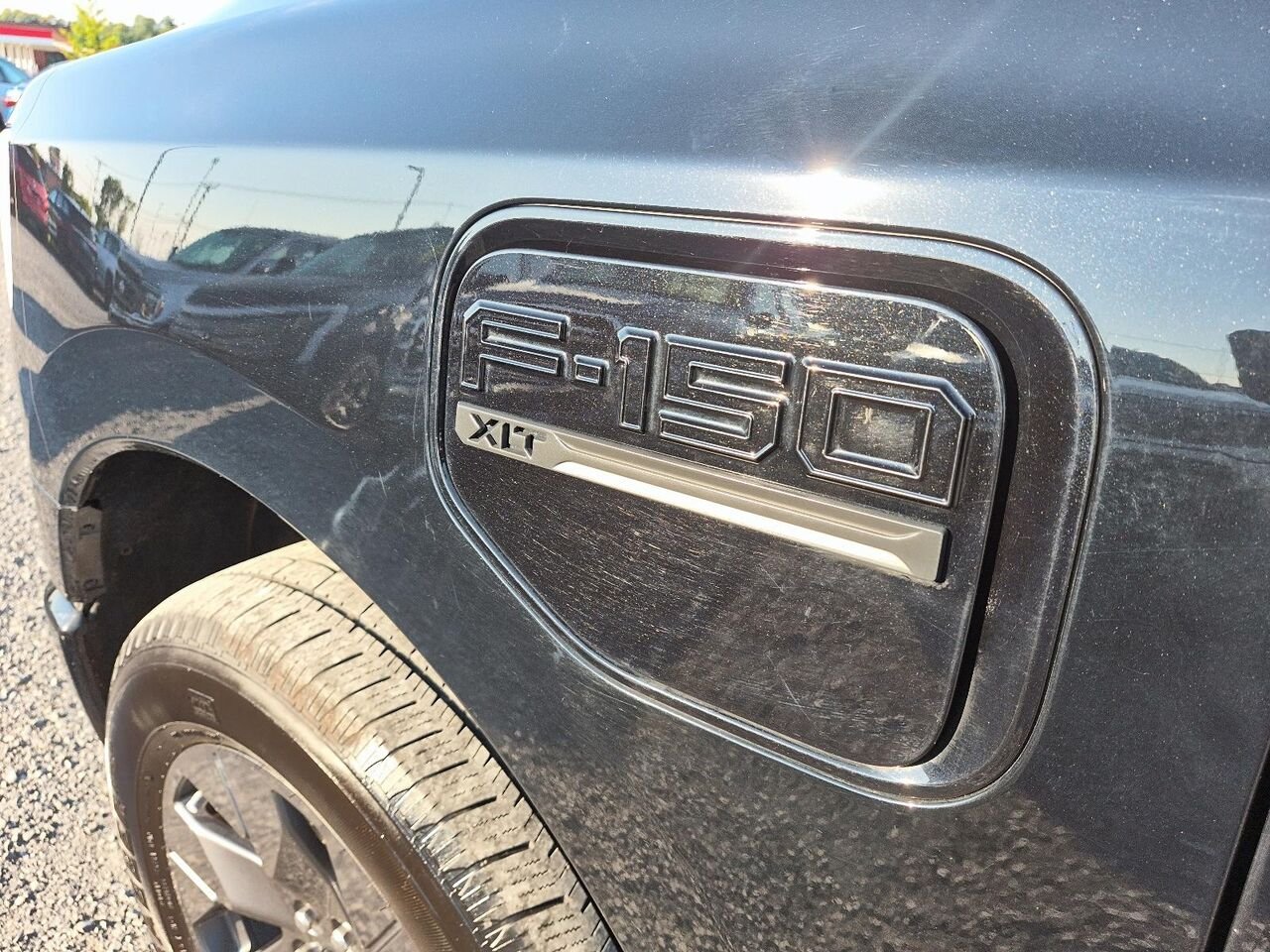 2023 Ford F-150 Lightning Black Saint-Jérôme - photo #5