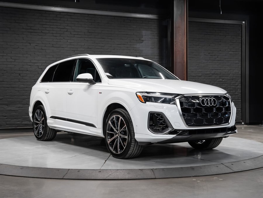 2026 Audi Q7 Progressiv | S-Line Package | Panoramic Sunroof | Heated and Ventilated Seats