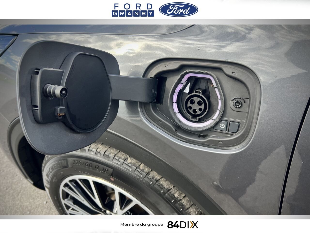 Ford Escape 2023 Gris Granby - photo #13