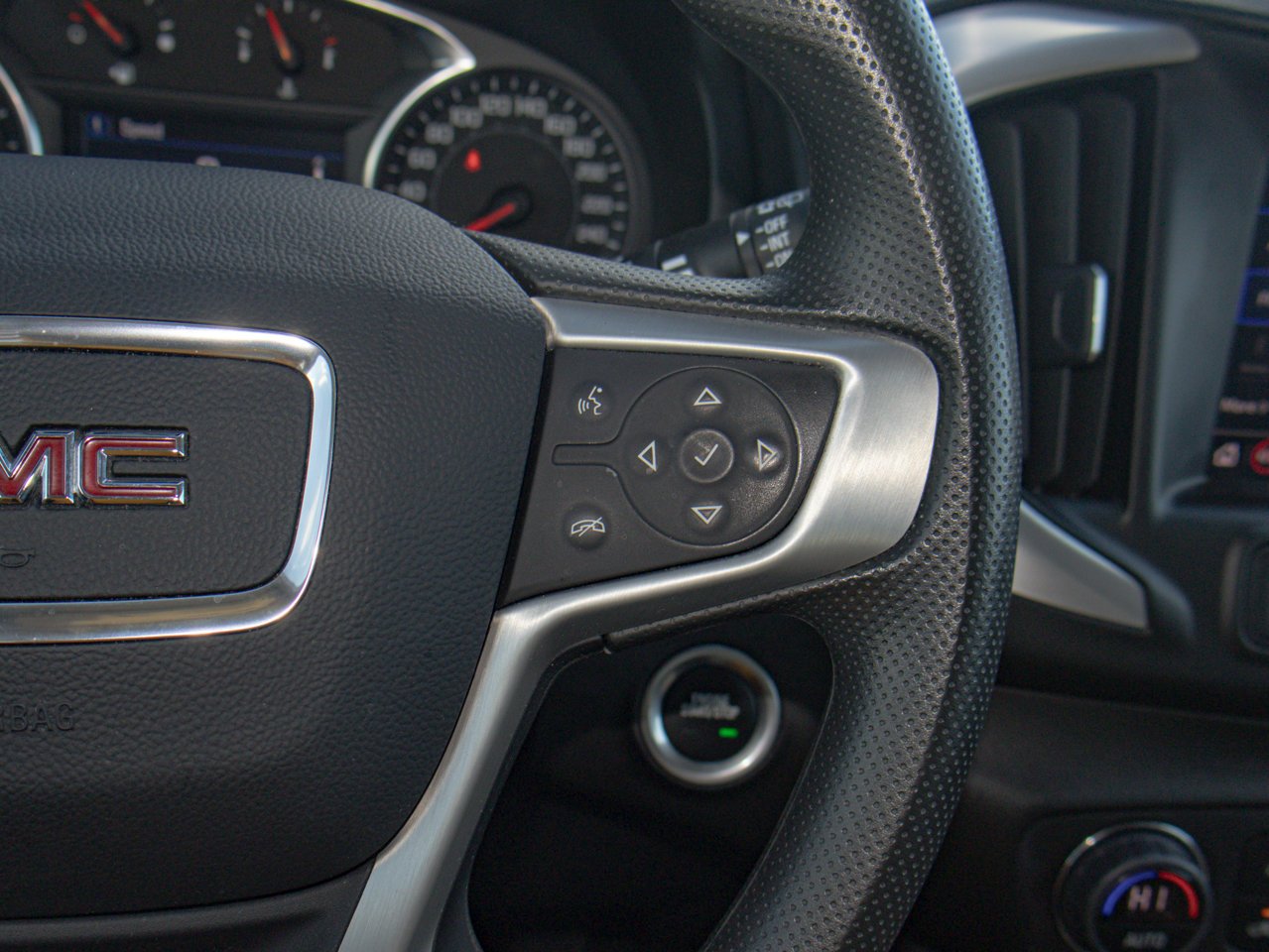 2024 GMC Terrain AWD 4dr SLE Grey Sherwood Park - photo #22