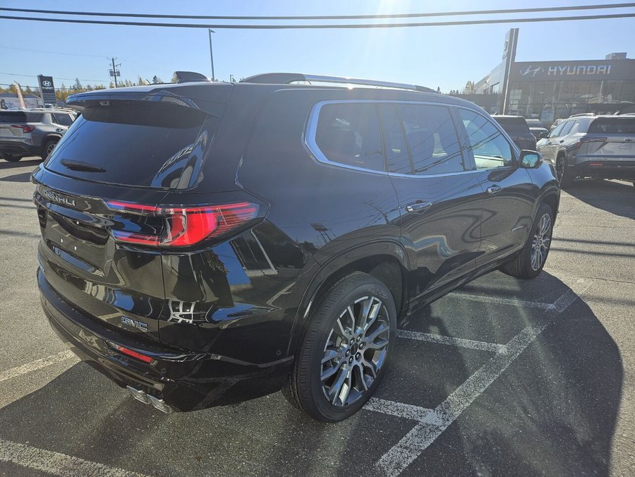 2027 GMC Acadia Denali Ultimate 4 portes TI Ebony Twilight Metallic