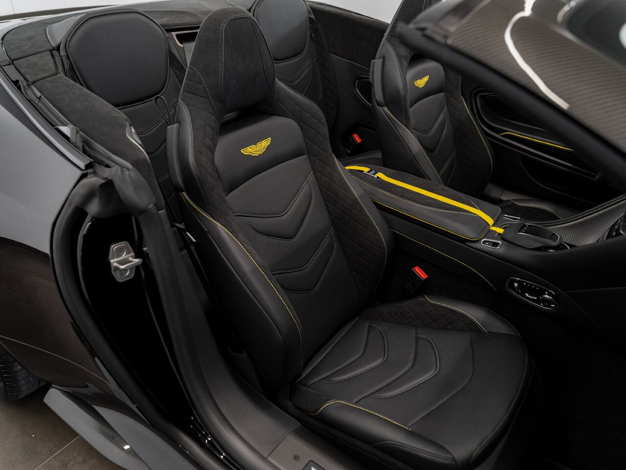 Aston Martin DBS 770 Ultimate | NO LUXURY TAX 2023 Kirkland - photo #28