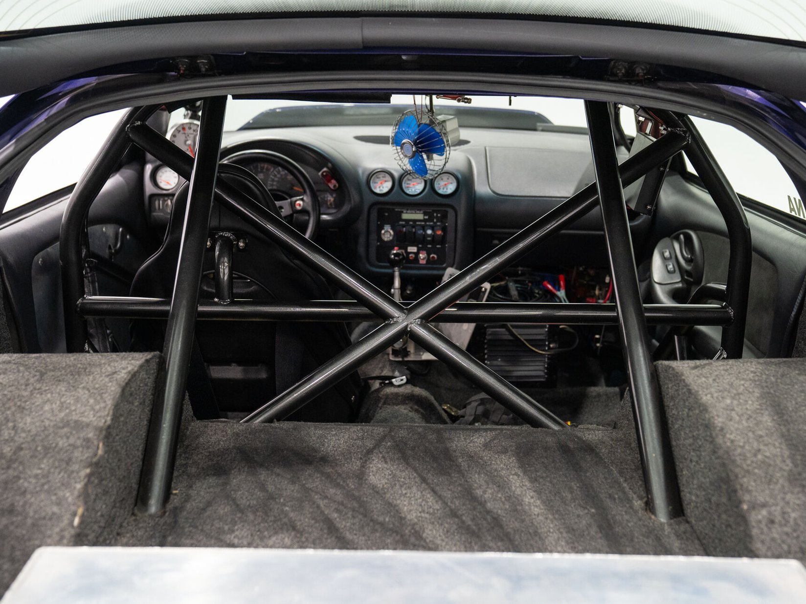 1995 Pontiac Sunfire Drag Car Prête pour la course / Anciennement propriété de John Scotti Purple Montreal - photo #44